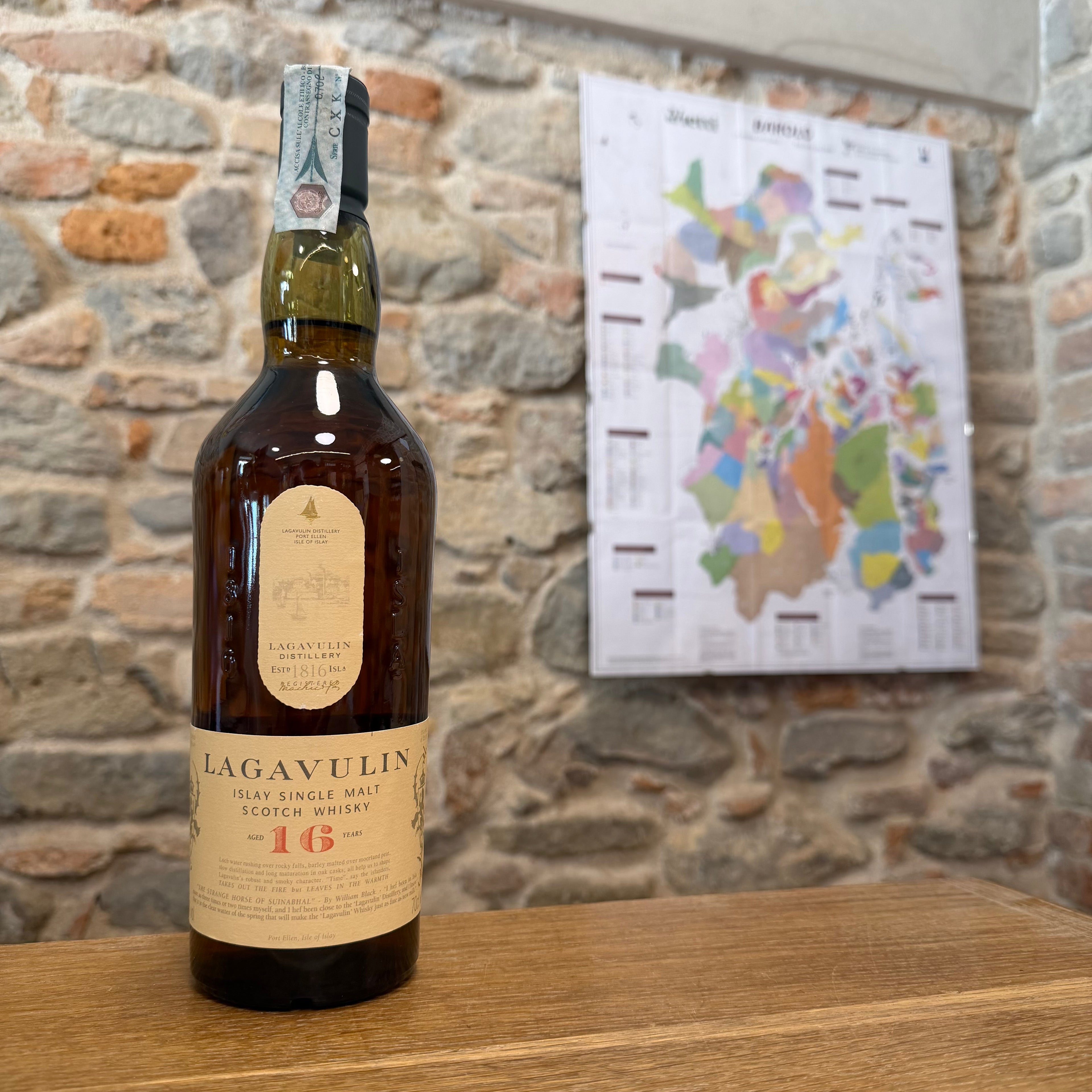 Lagavulin 16 Years Old